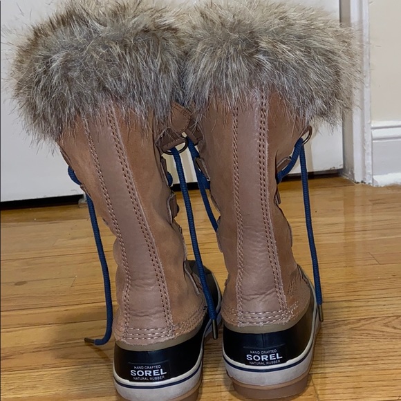 SOREL Joan of Arctic Snow Boot! - Picture 3 of 7